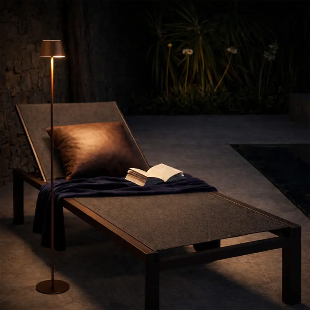 Portables Briana Rechargeable Floor Lamp