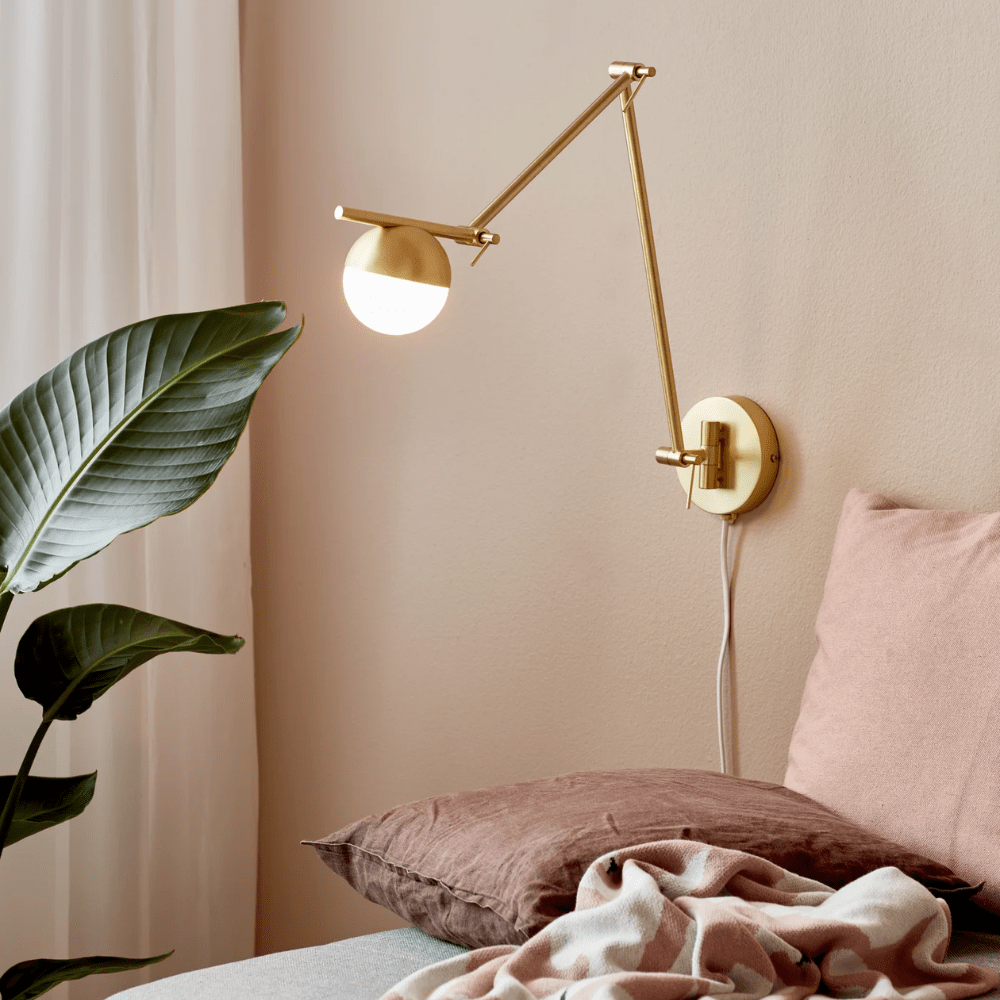 Interior Wall Light / Sconce Contina Wall Light