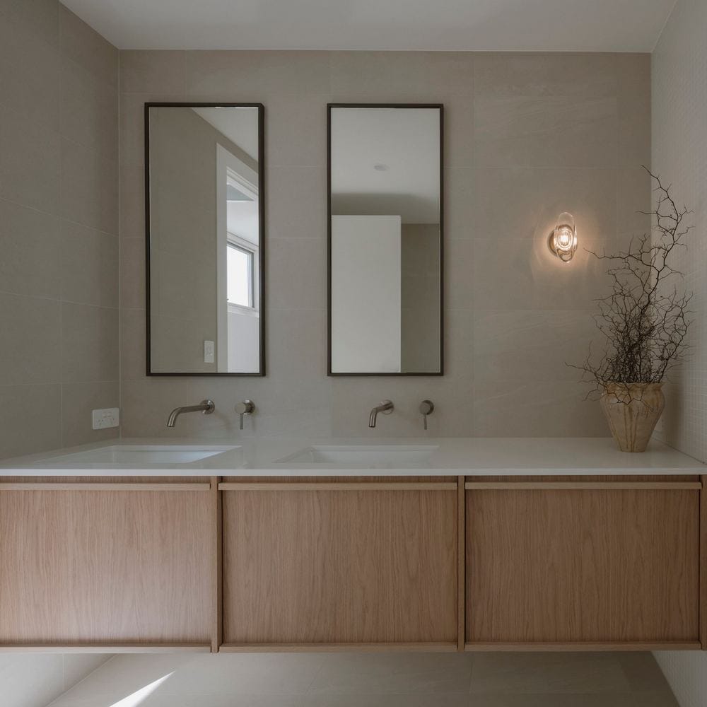 Interior Wall Light / Sconce Flo Wall Light