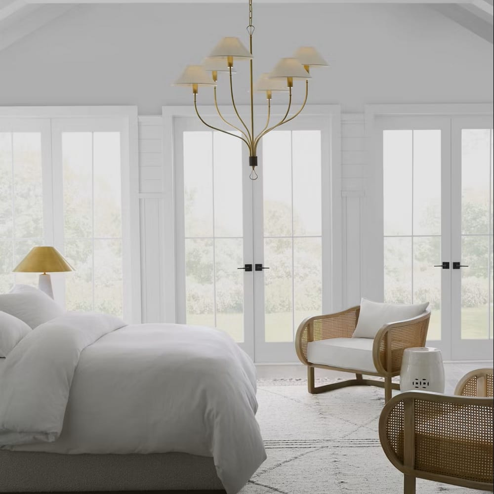Chandelier Griffin Large Staggered Tail Chandelier