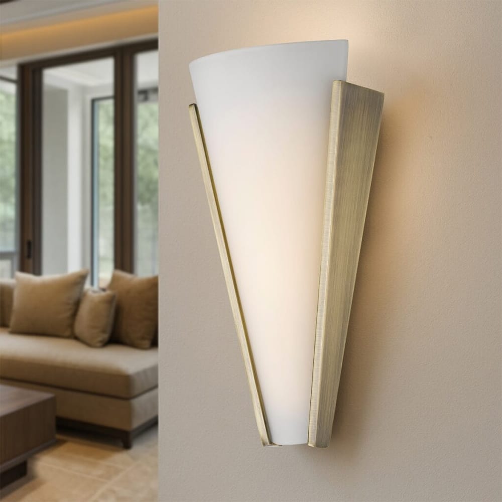 Interior Wall Light / Sconce Saffi LED Wall Light