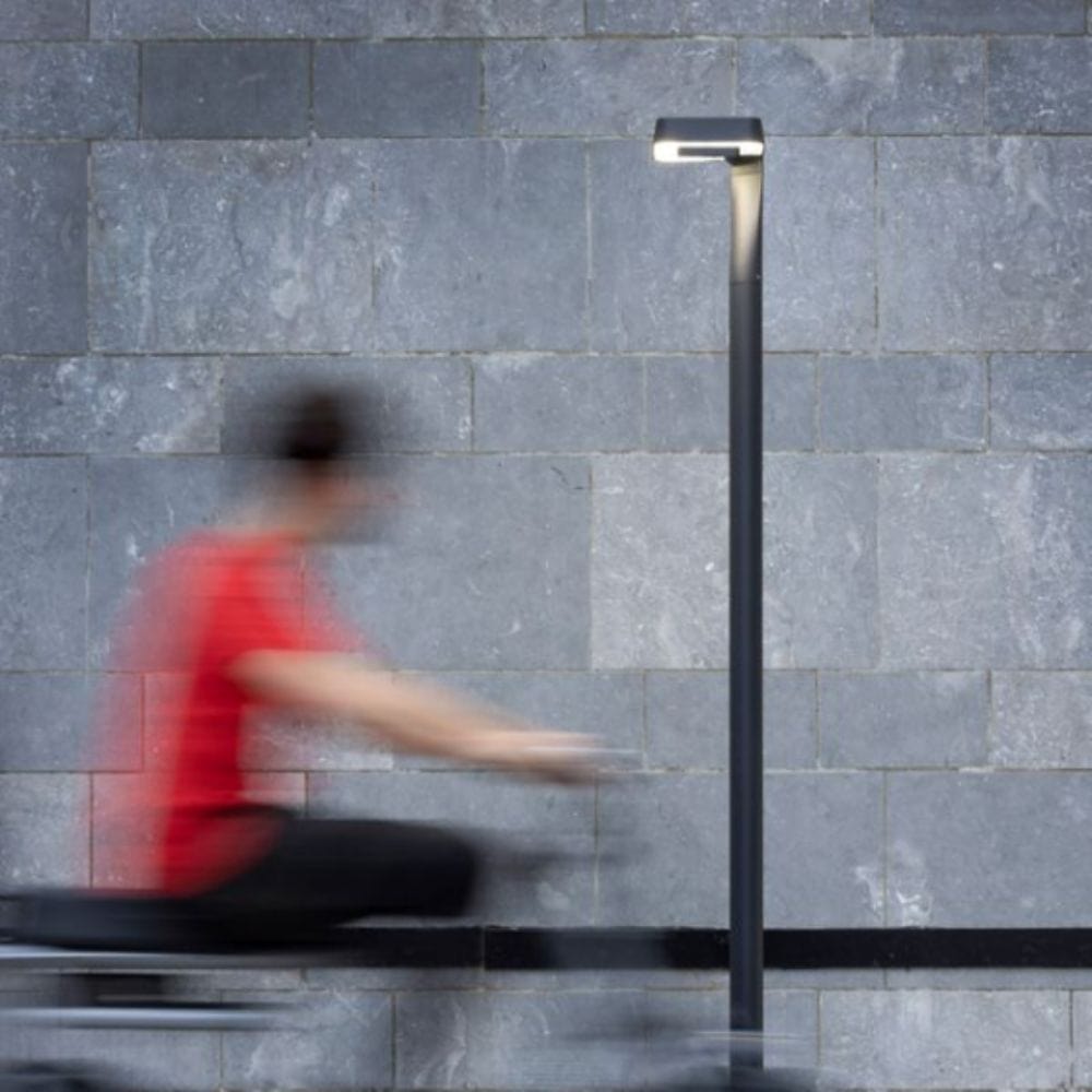 Post Lights Square N°4 Lamp Post