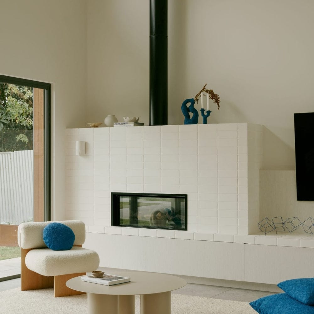 Exterior Wall Light Day Short Exterior Wall Light in Eggshell White