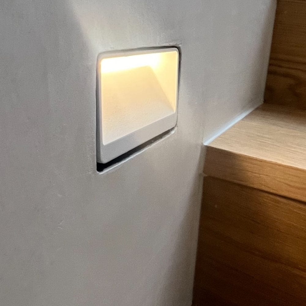 Interior Step Light Fade 100 Trimless Floor Washer Type 1