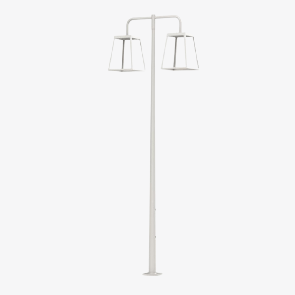 Post Lights Lampiok 4 N°5 Lamp Post