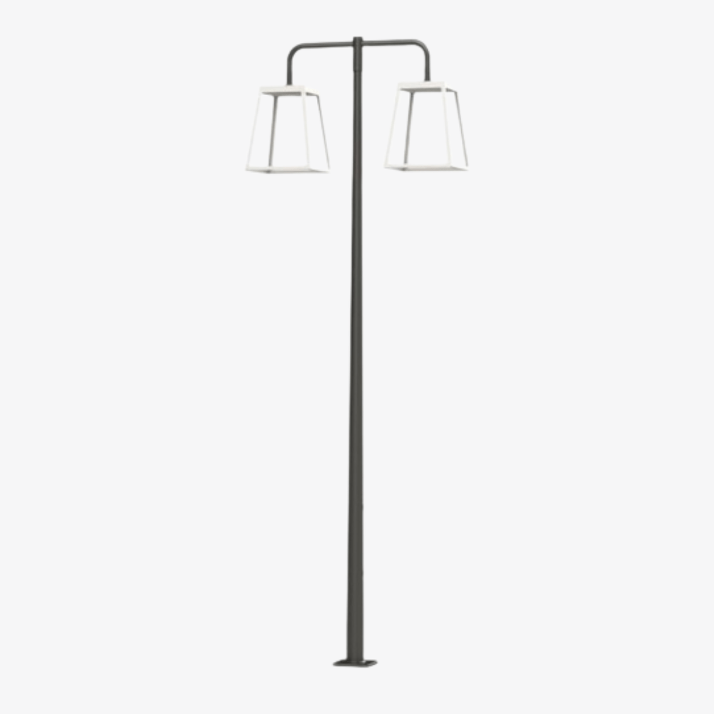 Post Lights Lampiok 4 N°5 Lamp Post