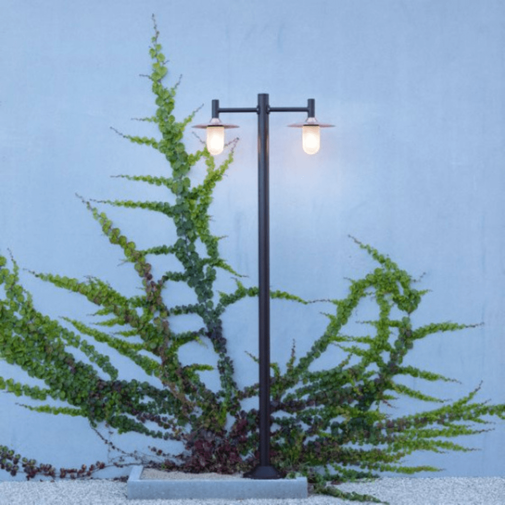 Post Lights Montana N°4 Lamp Post