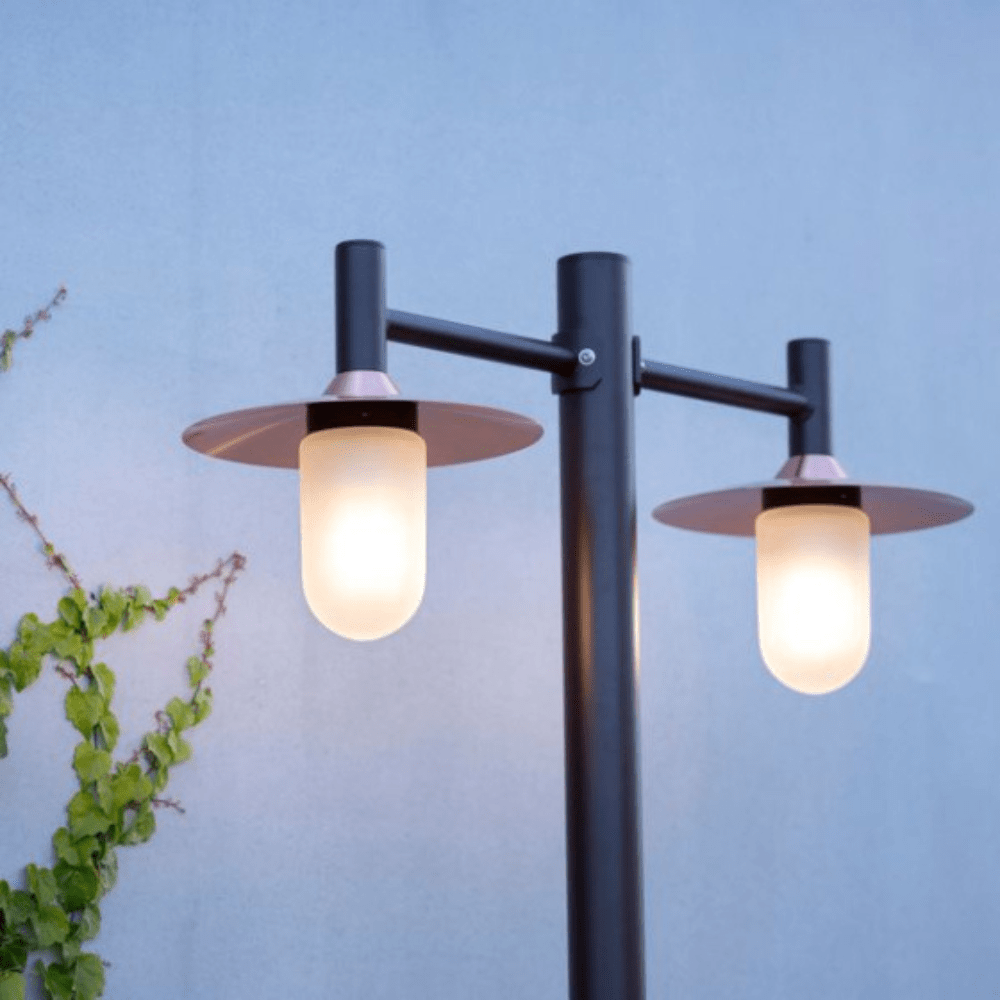 Post Lights Montana N°4 Lamp Post