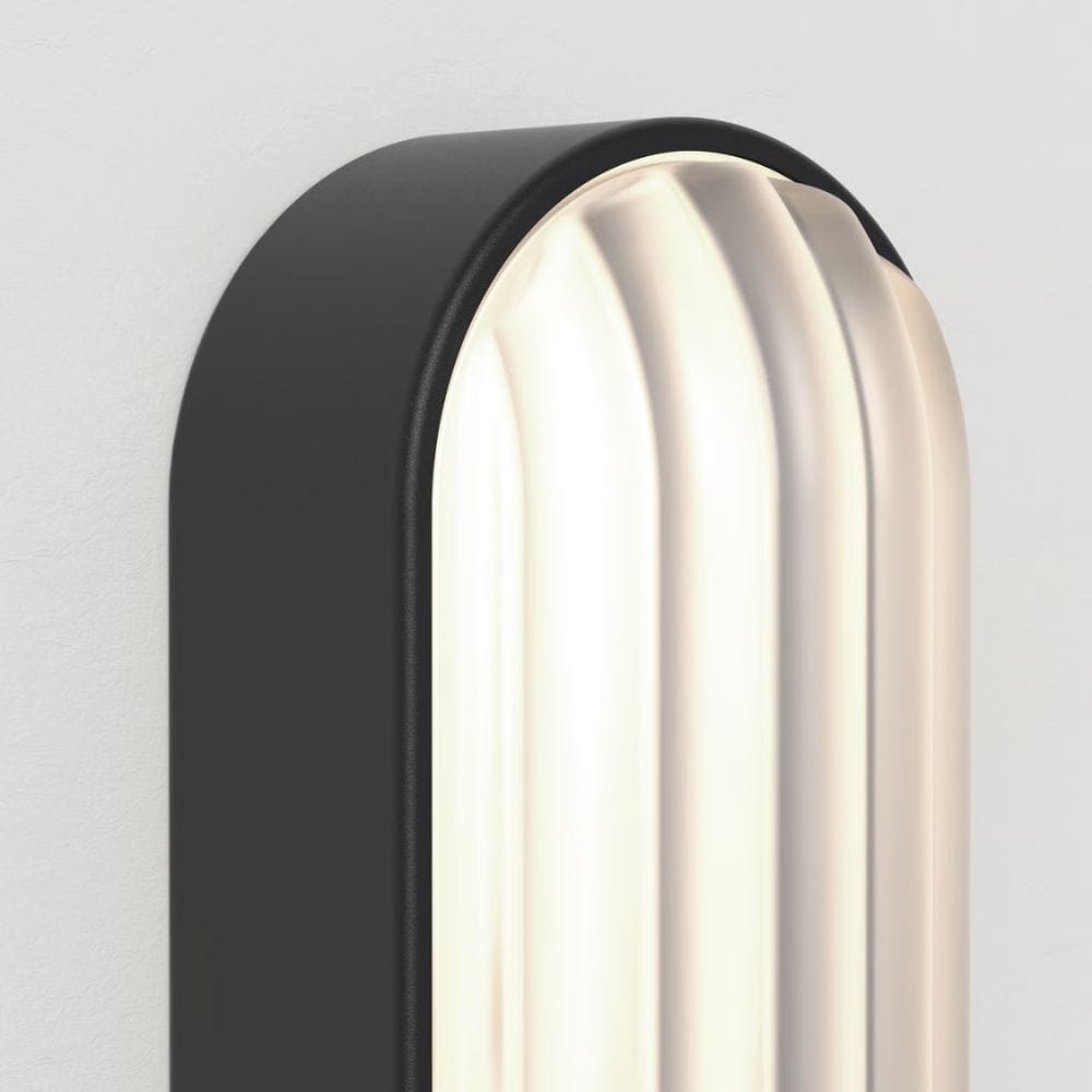 Exterior Wall Light Montreal Oval Wall Light