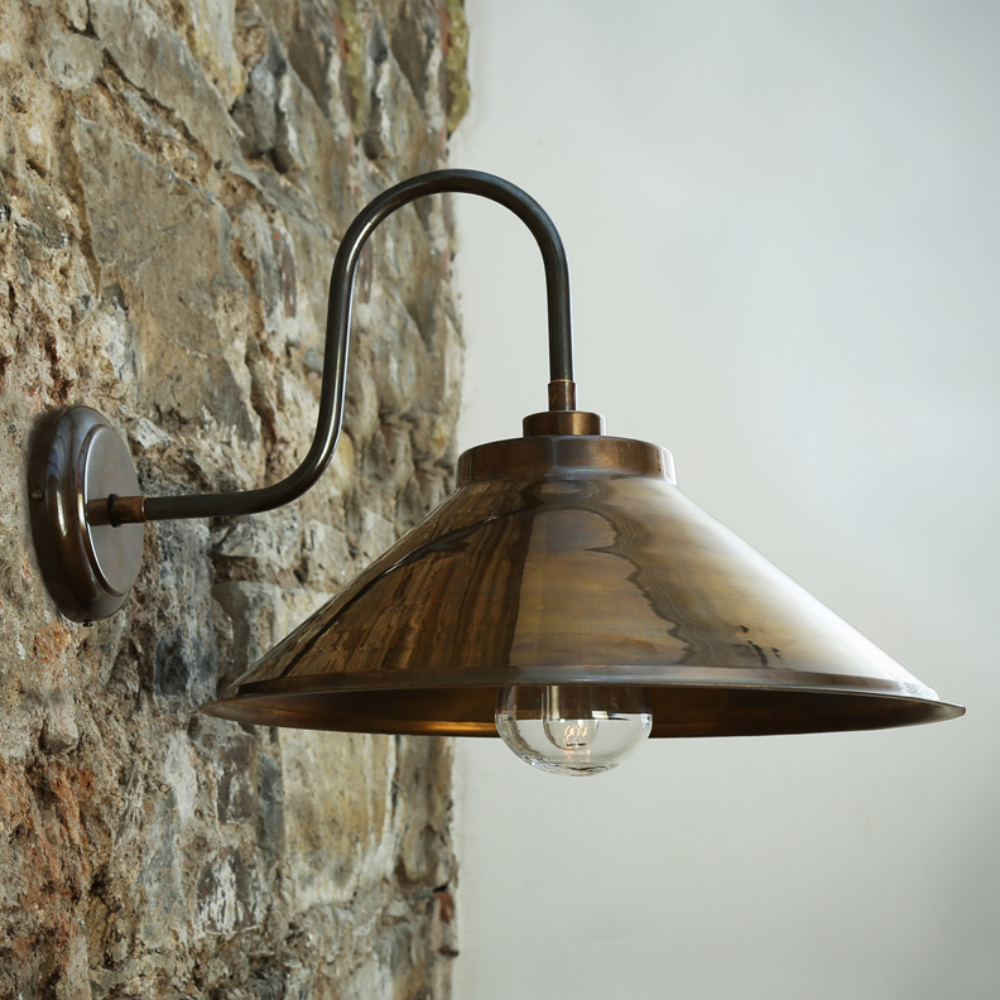 Exterior Wall Light / Nerissa Swan Neck Wall Light