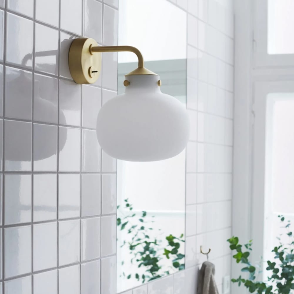 Interior Wall Light / Sconce Raito Wall Brass Metal/Opal Glass E27 (Excess Stock)
