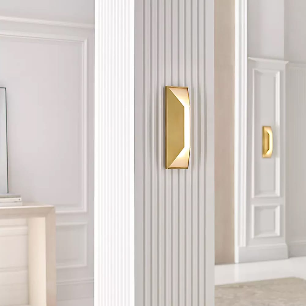 Exterior Wall Light Stretto Medium Sconce