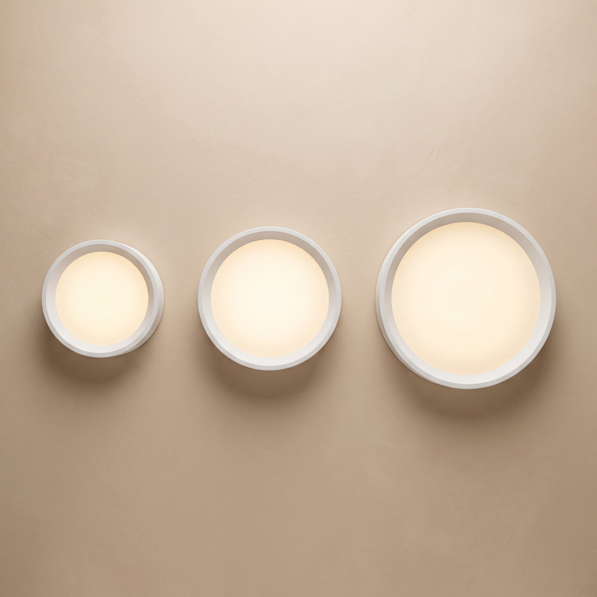 Interior Flush & Semi Flush Yumi Plaster Oyster Light